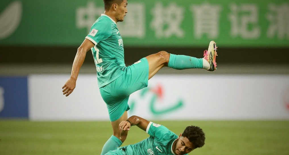 Raphinha bị gạt khỏi Ballon d'Or, đáp trả bằng cú đúp danh hiệu trong cùng một tuần Raphinha bị gạt khỏi Ballon d'Or, đáp trả bằng cú đúp danh hiệu trong cùng một tuần