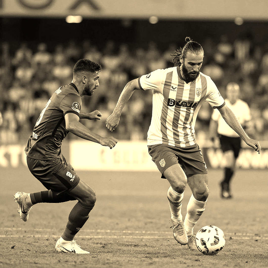 When the Source Goes Quiet: The Three-Layer Verification Craft of the 2026 Transfer Window