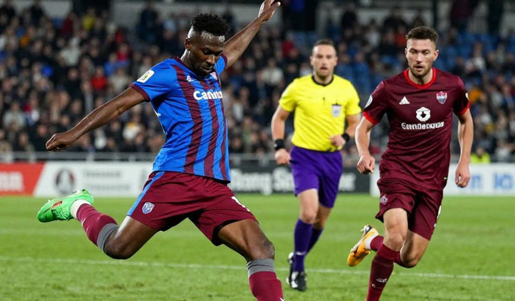 Đêm Villa Park: Fenerbahçe gục 6-0 và tiếng cười vọng từ bên kia eo biển