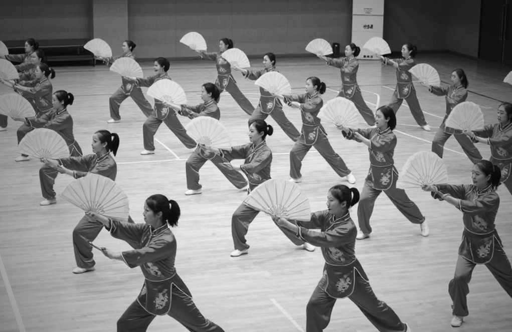Tiger Cup 2026: Đêm Hàng Đẫy, và những con số không ai kịp ghi lại Tiger Cup 2026: Đêm Hàng Đẫy, và những con số không ai kịp ghi lại