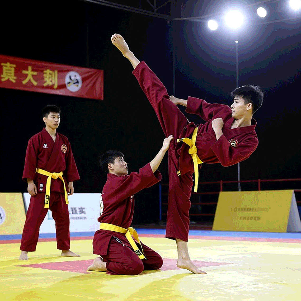 Lỗi Đầu Vào: Không Đủ Dữ Liệu Để Thực Hiện Phân Tích Lỗi Đầu Vào: Không Đủ Dữ Liệu Để Thực Hiện Phân Tích