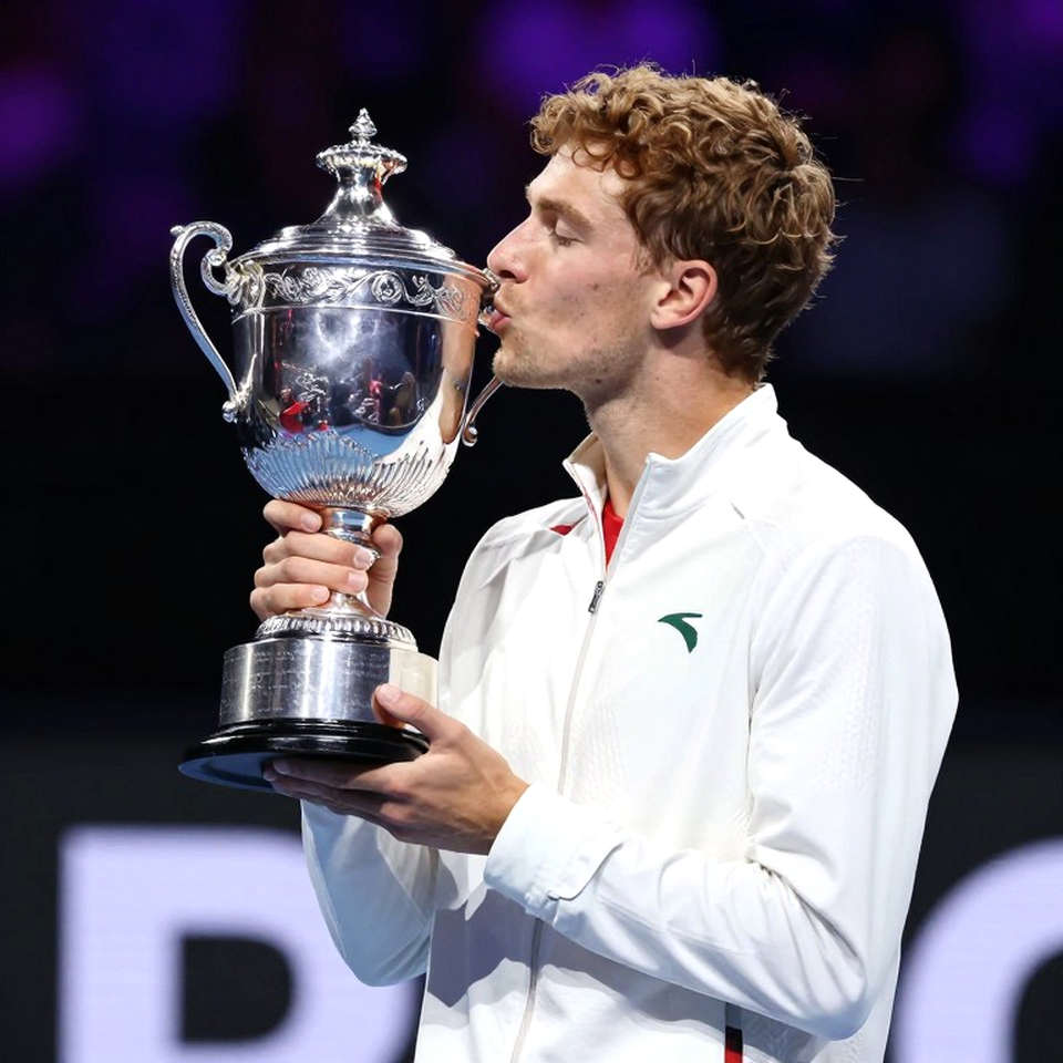 Naomi Osaka vượt qua vòng ba US Open: Nhịp đập của một tầng đất chưa ai đào