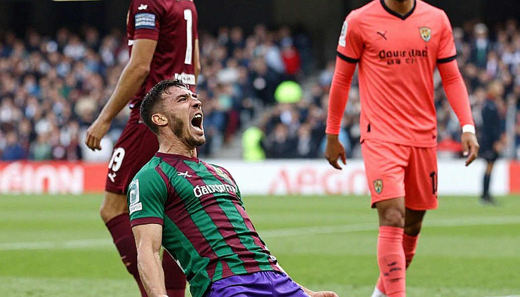 Bàn thắng của Gyokeres ở Solna không giải được bài toán vị trí trung tâm tại Arsenal Bàn thắng của Gyokeres ở Solna không giải được bài toán vị trí trung tâm tại Arsenal